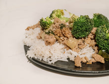 Load image into Gallery viewer, 6 oz. Protein Meals: PRE-ORDER WEEK OF 5/19
